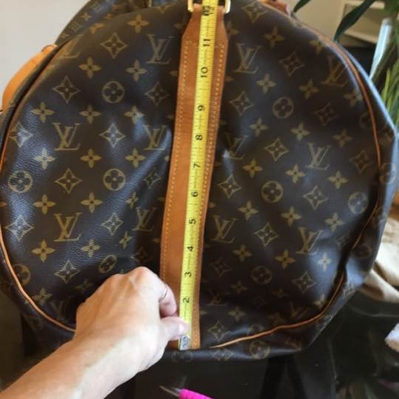 vintage a-Louis-Vuitton-travel-monogram camvas bag - Picture 3 of 8